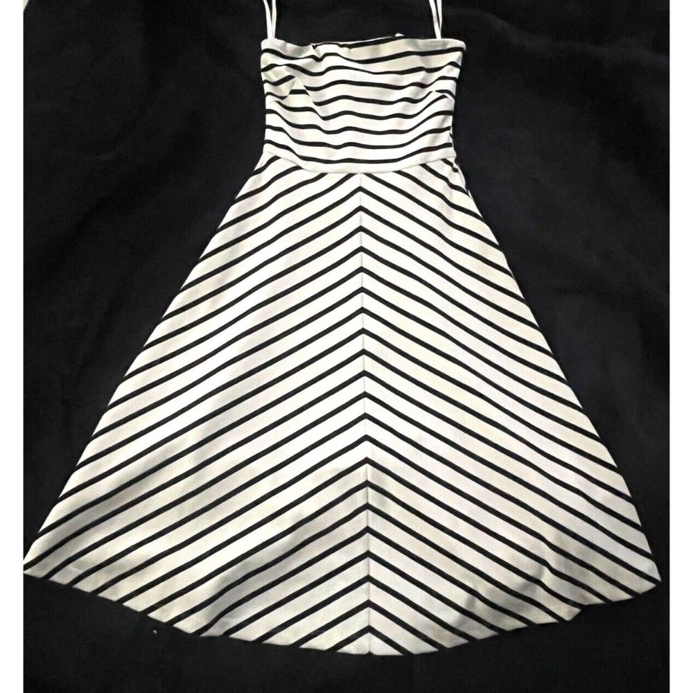 THE LIMITED NWT Strapless Striped Midi dress Black White SZ X-Small